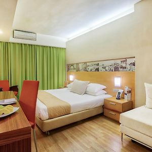 Camera economy con letto king size